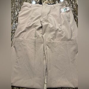 NWT IZOD Golf Pants 34X30 4 Way Stretch with Moisture Wicking And UPF 40